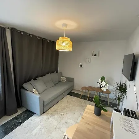 Apartment Joli T2, Terrasse Et Jardin, Ideal Pour Familles, A 15 Min De L'aeroport Roissy Cdg