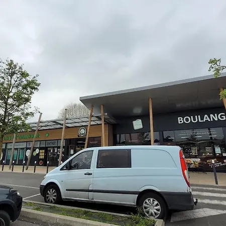 Joli T2, Terrasse Et Jardin, Ideal Pour Familles, A 15 Min De L'aeroport Roissy Cdg *