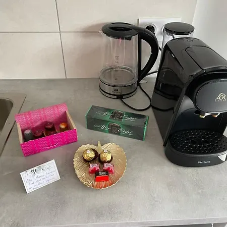 Apartment Joli T2, Terrasse Et Jardin, Ideal Pour Familles, A 15 Min De L'aeroport Roissy Cdg