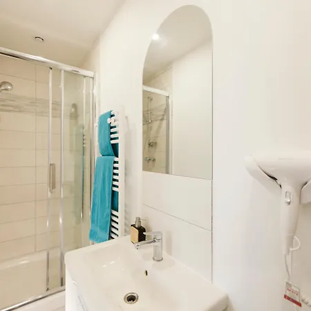 Joli T2, Terrasse Et Jardin, Ideal Pour Familles, A 15 Min De L'aeroport Roissy Cdg Apartment *